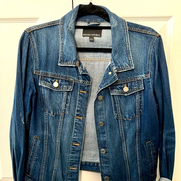 Banana Republic Jackets & Blazers - Womens denim jacket